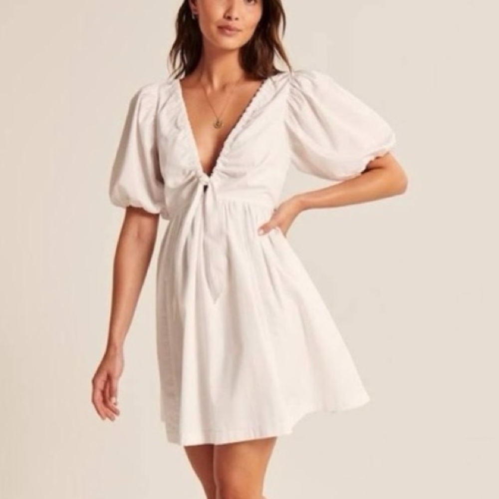 Abercrombie & Fitch Puff Sleeve Dress